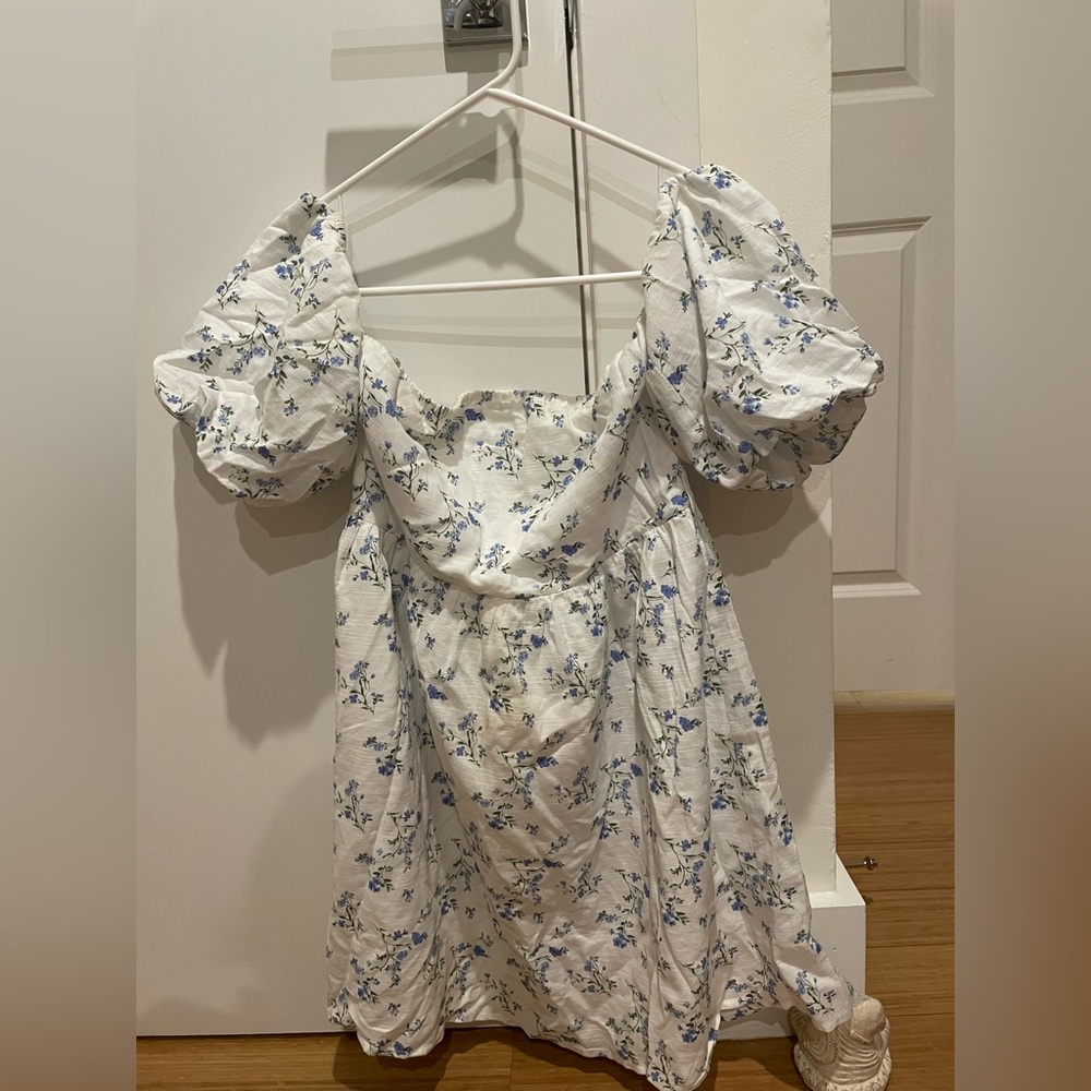 Cute dress